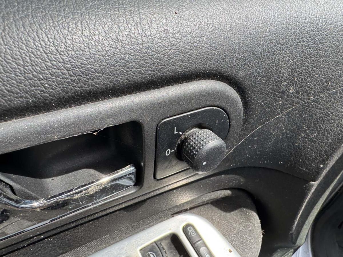 VW Bora original Au&szlig;enspiegel links elektrisch verstellbar LA7W Reflexsilber Bj.2002